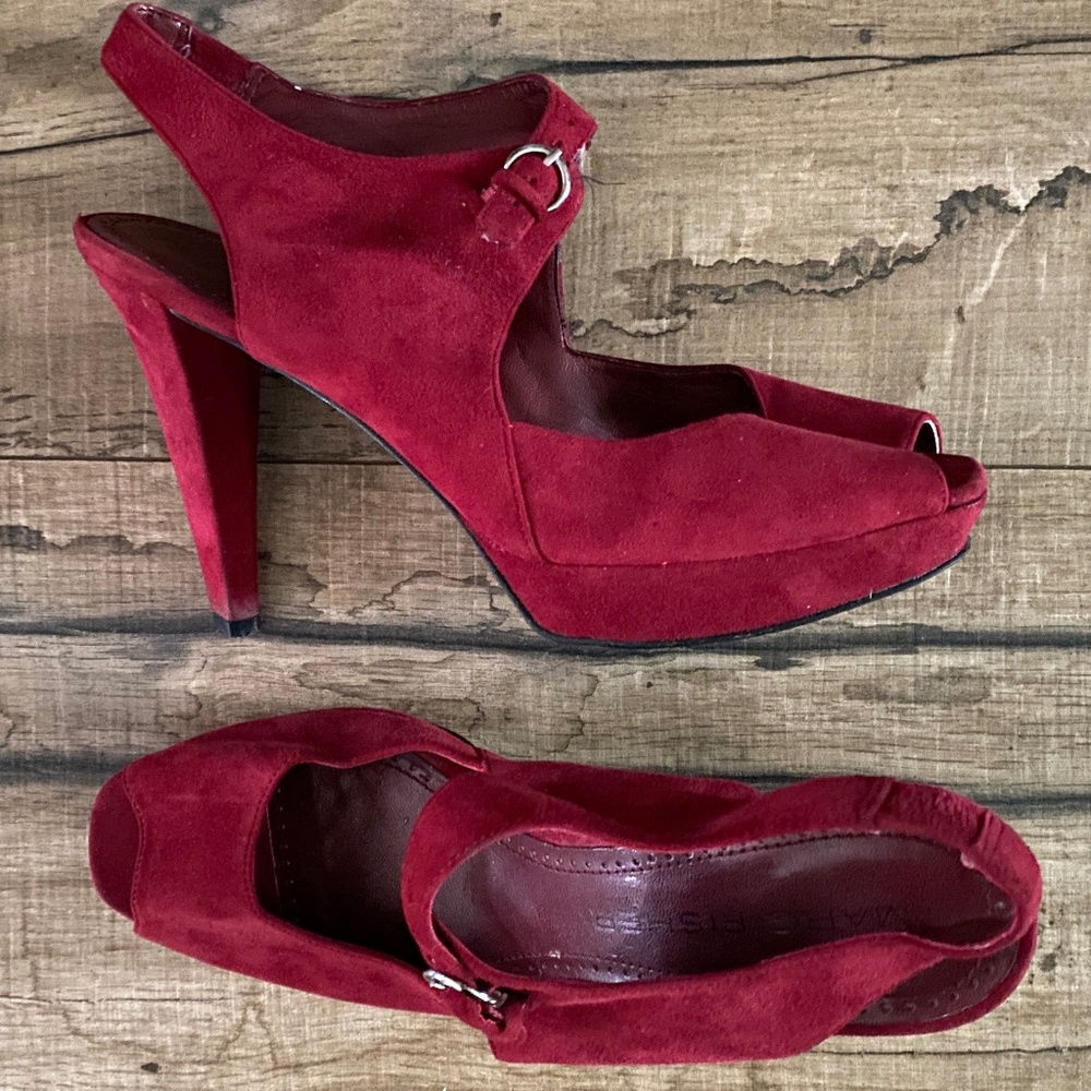 Marc Fisher Red Suede Open Toe Heels 4.5” Heel 1” Platform Size 8
